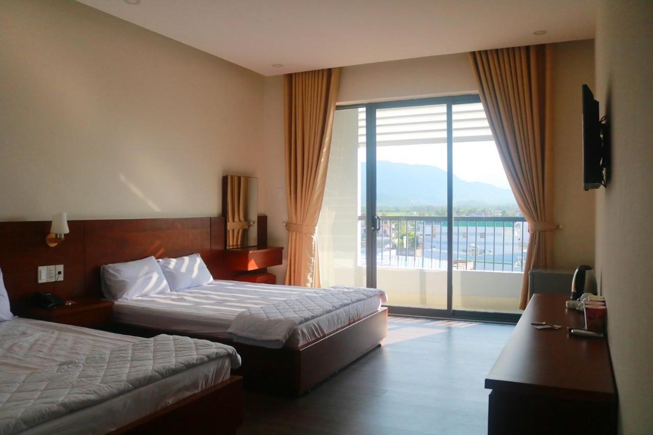 My Ca Hotel Кам Ран Екстериор снимка